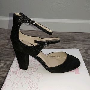Journee Collection GADOT Black Glitter Pumps
